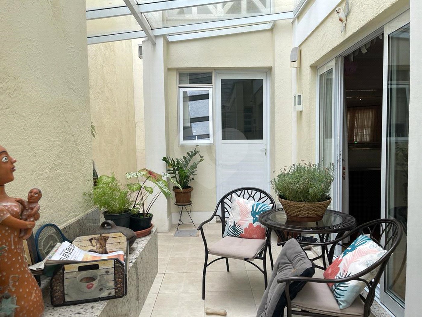 Casa à venda com 4 suítes no condomínio Conjunto Residencial São Benedito, São Paulo - SP