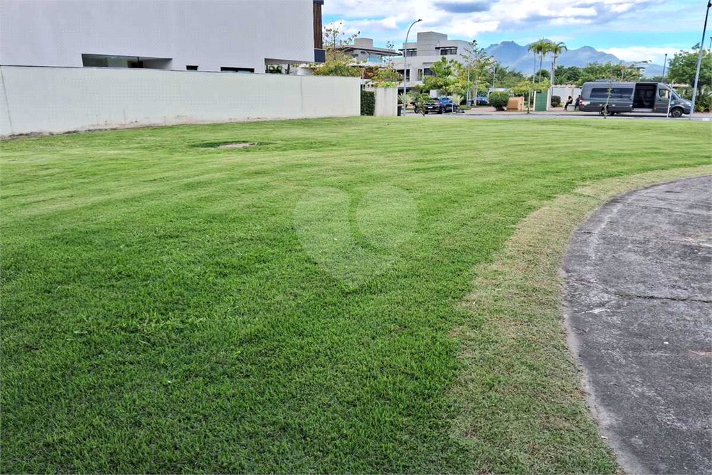 Terreno à venda com 1 suíte, em Barra da Tijuca, Rio de Janeiro, RJ