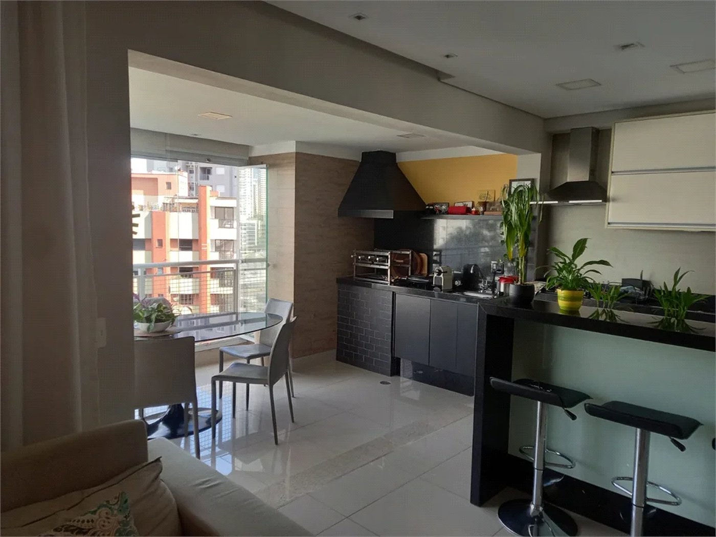 Apartamento à venda com 2 suítes em Vila Andrade, São Paulo, SP
