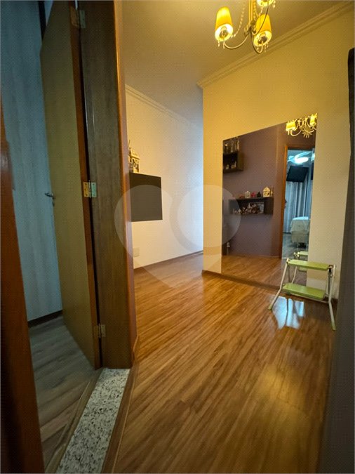 Sobrado à venda com 3 quartos, sendo 1 suíte, em Jardim Popular, São Paulo, SP