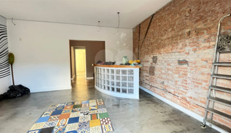 Sobrado à venda com 6 quartos, sendo 1 suíte,  em Vila Mariana, São Paulo, SP
