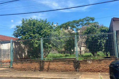Terreno à venda no Centro, Araraquara, SP