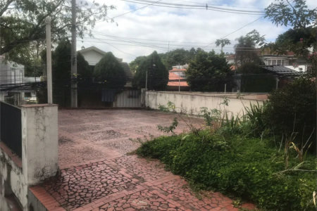 Casa à venda com 5 quartos em Bela Aliança, São Paulo, SP