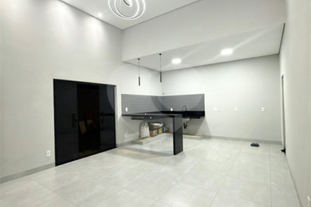 Casa à venda com 3 quartos, sendo 1 suíte, em Jardim Santa Cecília, Ribeirão Preto, SP