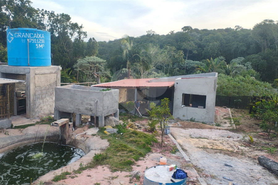 Terreno à venda com 1 suíte no Centro, Ibiúna, SP