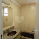 Apartamento à venda com 3 quartos, sendo 1 suíte, em Moema, São Paulo, SP
