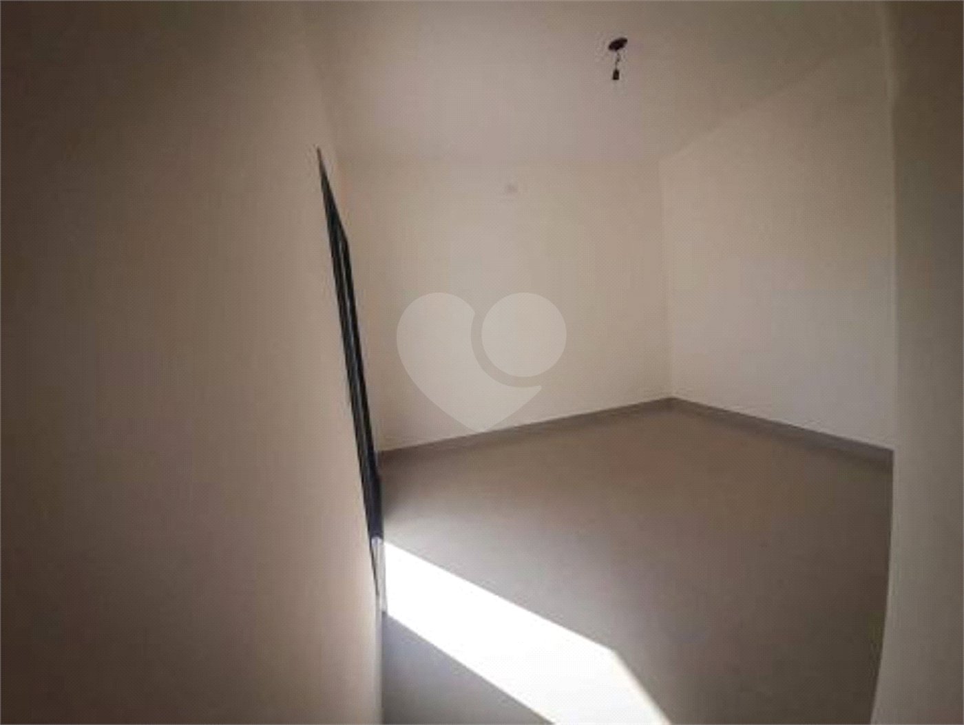 Casa à venda com 3 suítes no condomínio Residencial Jardim Primavera Louveira, Louveira - SP