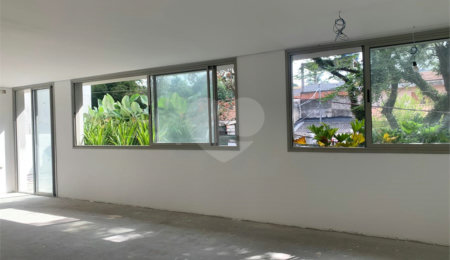 Apartamento à venda com 2 suítes em Vila Madalena, São Paulo, SP