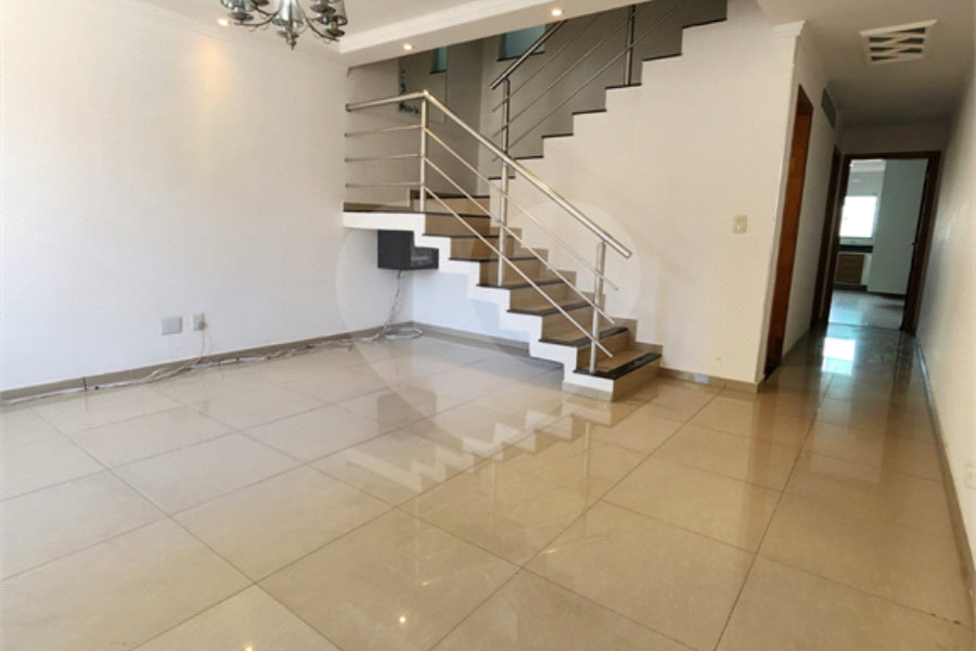 Sobrado à venda com 3 quartos, sendo 1 suíte, em Freguesia do Ó, São Paulo, SP