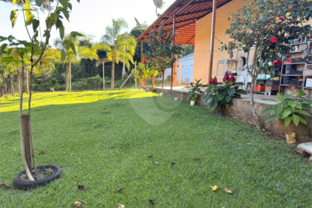 Chácara à venda com 4 quartos, sendo 3 suítes,  em Vila Recreio, Itapetininga, SP