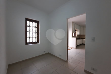 Casa Térrea à venda com 3 quartos, sendo 1 suíte, em Jardim Marajoara, São Paulo, SP