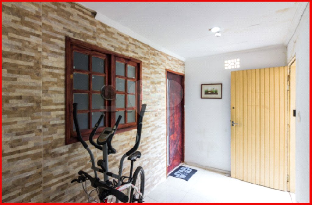 Sobrado à venda com 3 quartos, sendo 1 suíte,  em Paraíso, São Paulo, SP