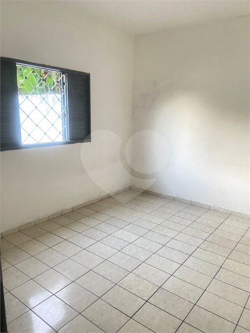 Casa à venda com 2 quartos em Jardim Pinheiros (vila Xavier), Araraquara, SP