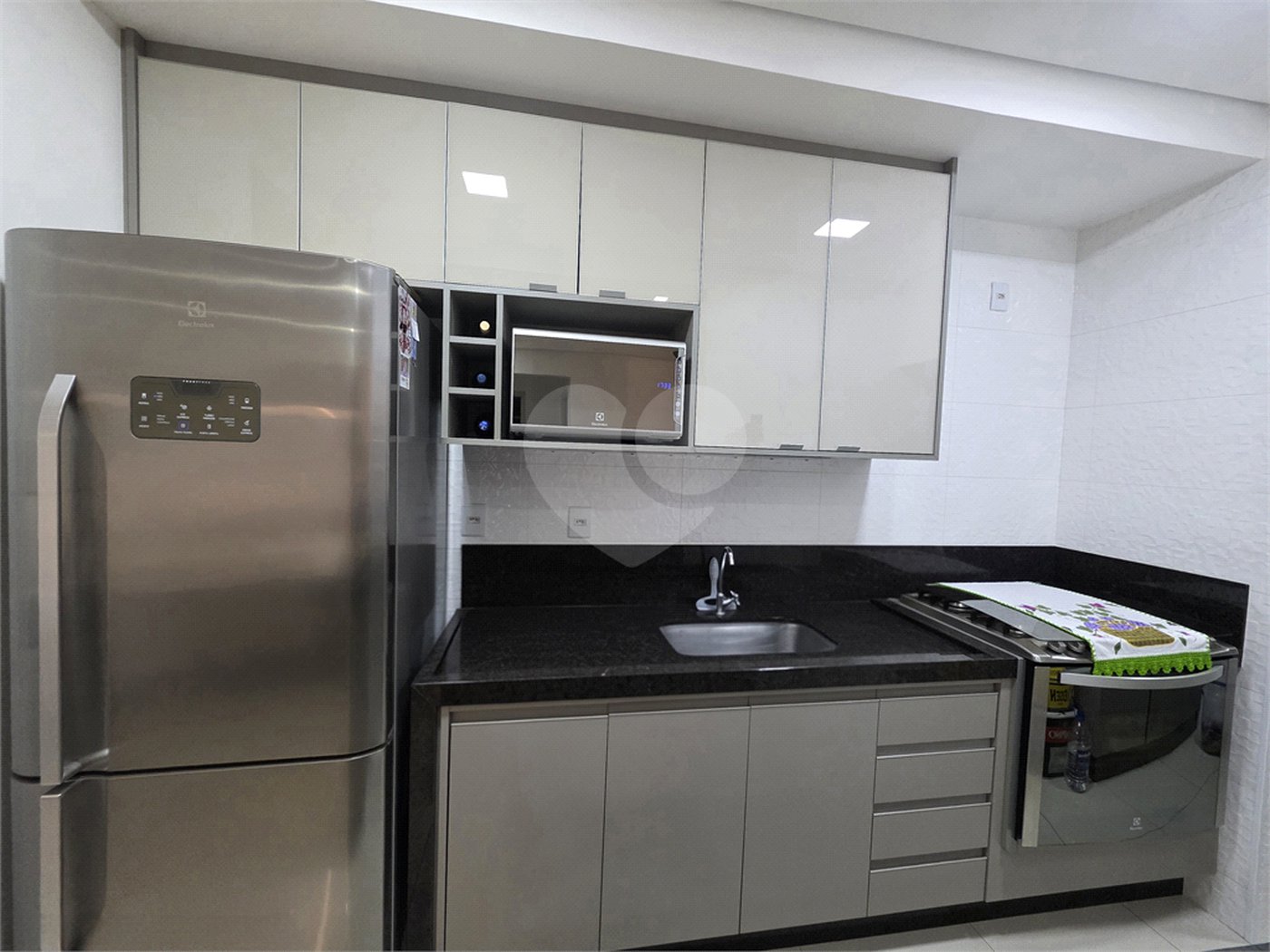 Apartamento à venda com 2 quartos, sendo 1 suíte, em Jardim Eldorado, Vinhedo, SP