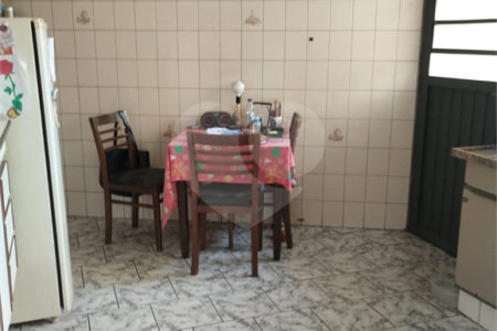 Casa Térrea à venda com 2 quartos, sendo 1 suíte,  em Jardim Alvinópolis, Atibaia, SP