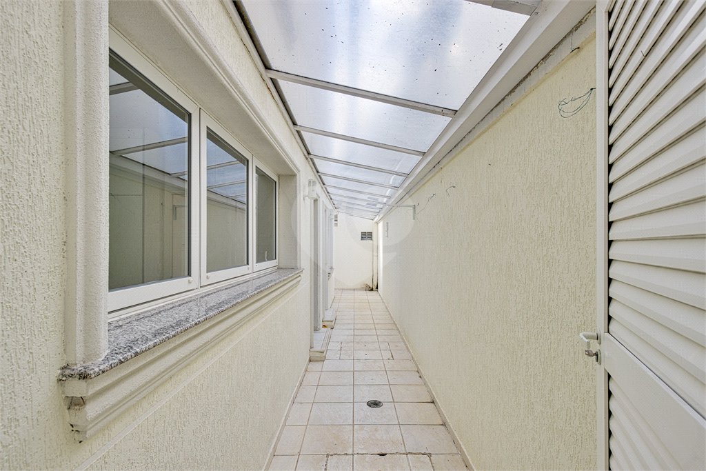 Casa à venda com 4 suítes no condomínio Solar Andaluz, São Paulo - SP