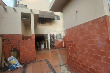Casa à venda com 4 quartos, sendo 1 suíte,  em Lapa, São Paulo, SP