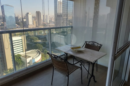 Apartamento à venda com 1 quarto em Brooklin, São Paulo, SP