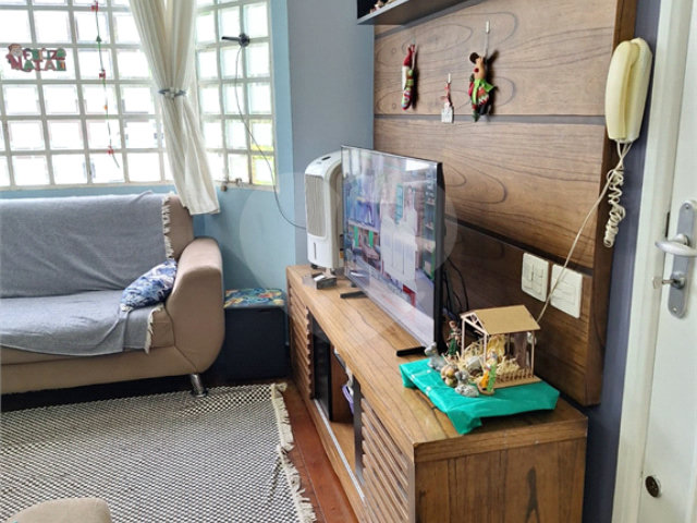 Sobrado à venda com 3 quartos, sendo 1 suíte,  em Vila Irmãos Arnoni, São Paulo, SP