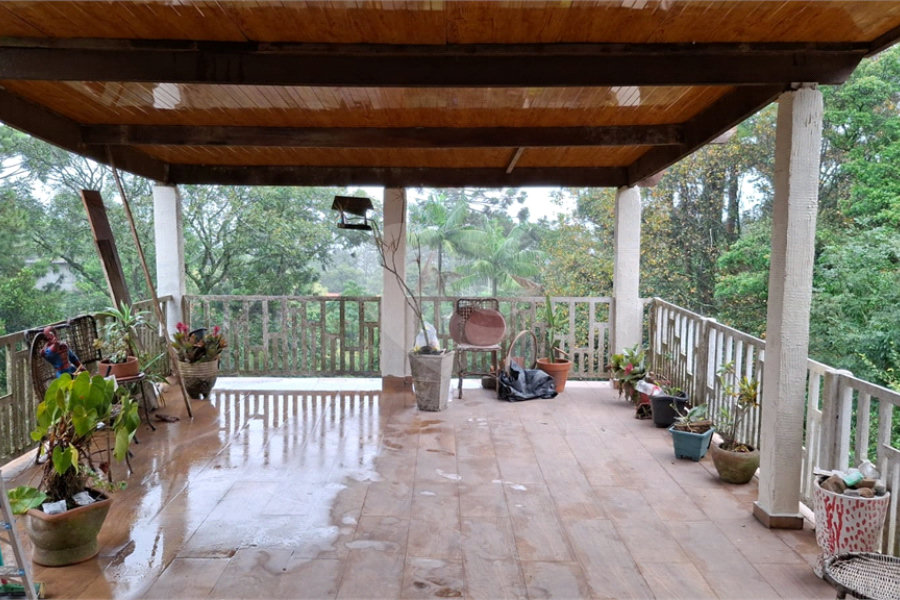 Casa à venda ou para alugar com 3 quartos, sendo 2 suítes, no condomínio Jardim da Montanha I, Mairiporã - SP