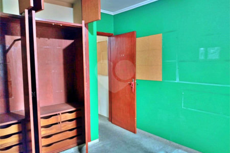 Sobrado à venda com 3 quartos, sendo 1 suíte,  em Parque Colonial, São Paulo, SP