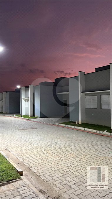 Casa à venda com 2 suítes no condomínio Villággio Álvaro Scalet, Salto - SP