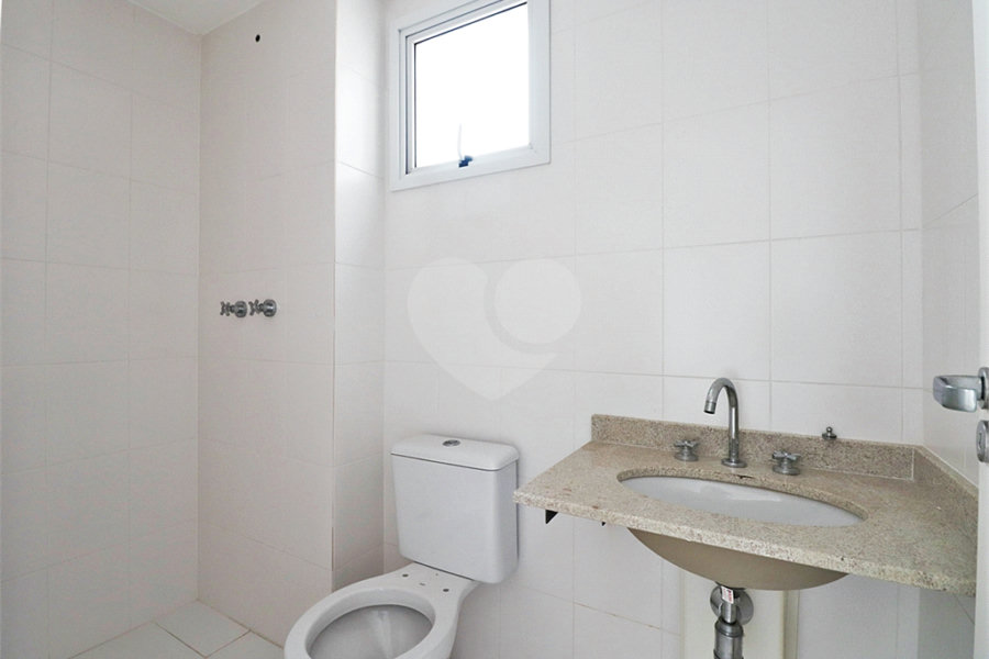 Apartamento à venda com 3 suítes em Santa Teresinha, São Paulo, SP