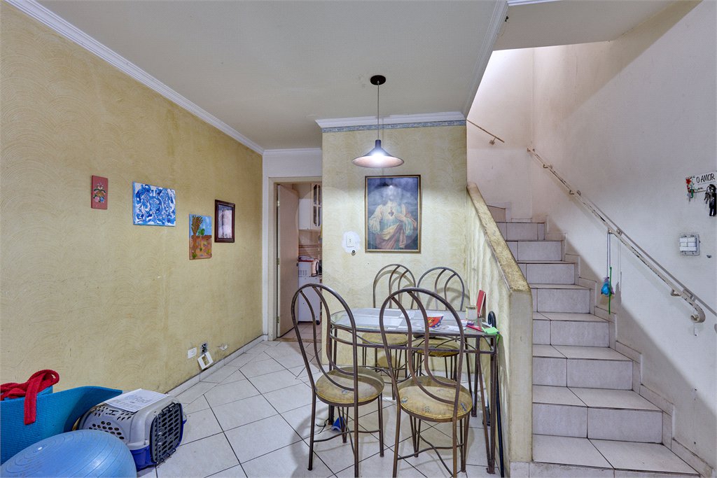 Casa à venda com 4 quartos, sendo 2 suítes, em Santo Amaro, São Paulo, SP