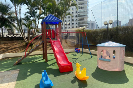 Apartamento à venda com 4 quartos, sendo 2 suítes, em Vila Andrade, São Paulo, SP