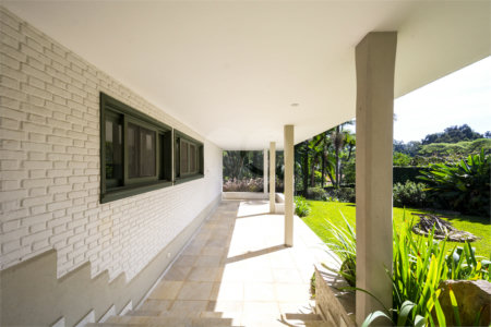 Casa à venda com 4 suítes no condomínio Chácara Flora, São Paulo - SP