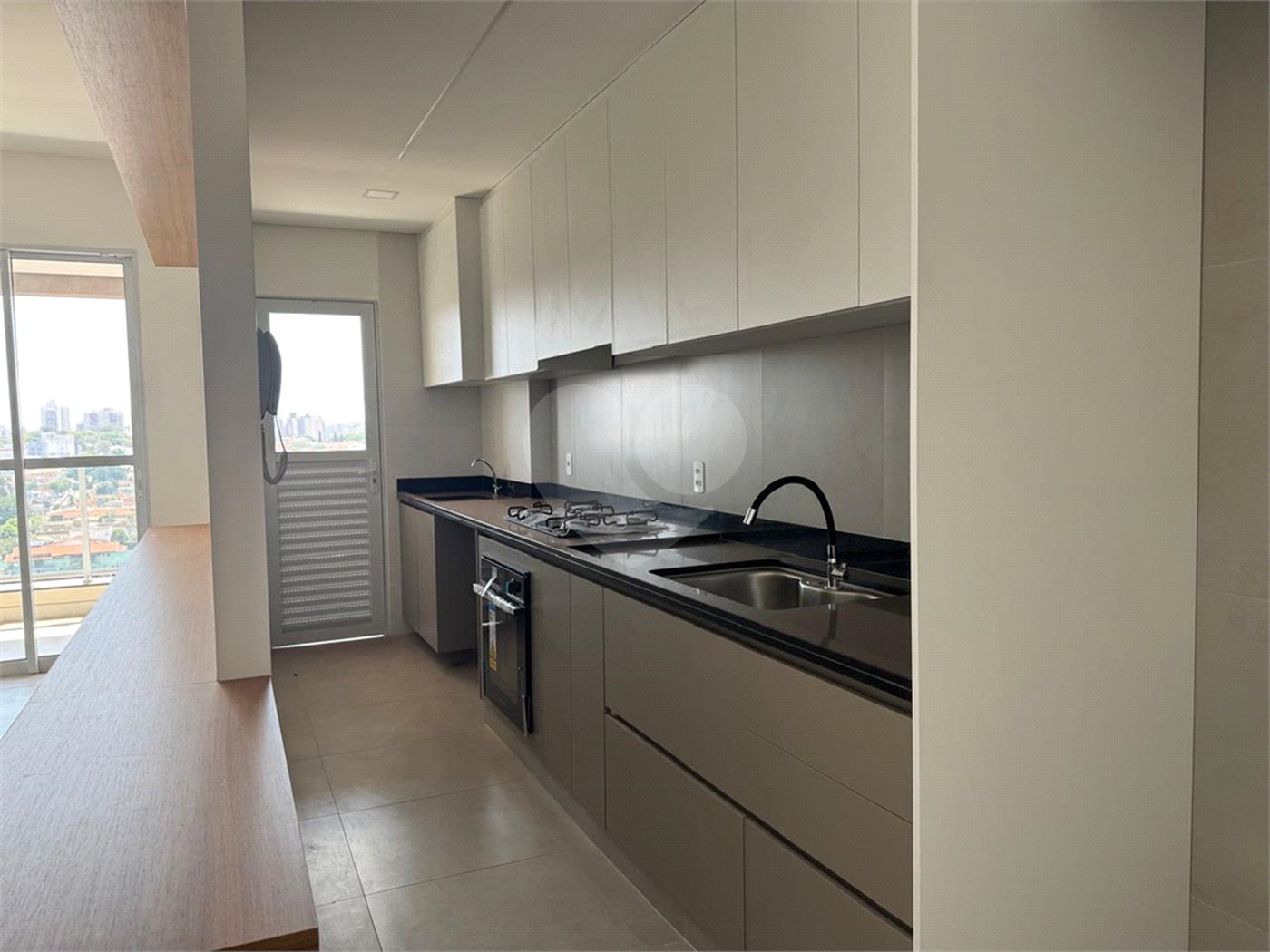 Apartamento à venda ou para alugar com 2 quartos, sendo 1 suíte, em Jardim Sumaré, Ribeirão Preto, SP