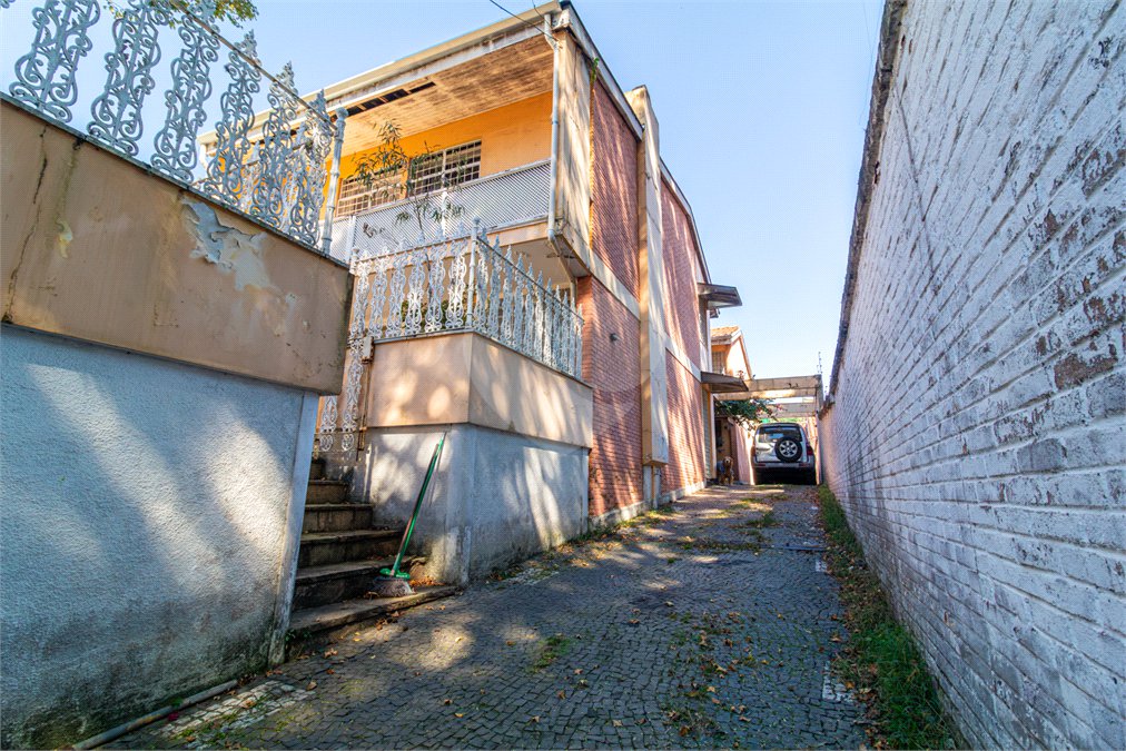 Sobrado à venda com 4 quartos, sendo 1 suíte, em Brooklin, São Paulo, SP