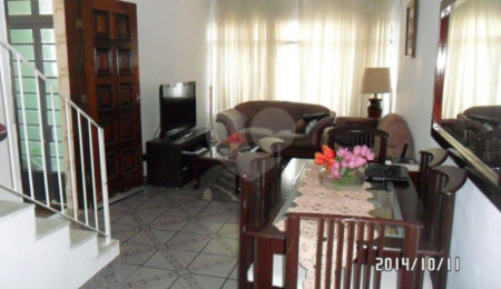 Sobrado à venda com 3 quartos em Jardim Peri, São Paulo, SP