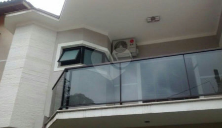 Sobrado à venda com 3 quartos, sendo 1 suíte,  em Jardim Las Vegas, Guarulhos, SP