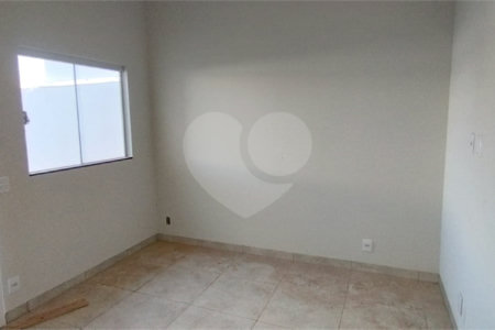 Casa à venda ou para alugar com 2 quartos, sendo 1 suíte, em Ipê, Três Lagoas, MS