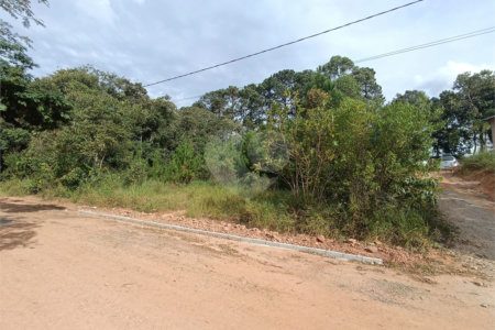 Terreno à venda no condomínio Residencial Sitio da Hortensias, São Roque - SP