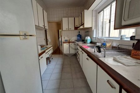 Sobrado à venda com 3 quartos em Água Branca, São Paulo, SP