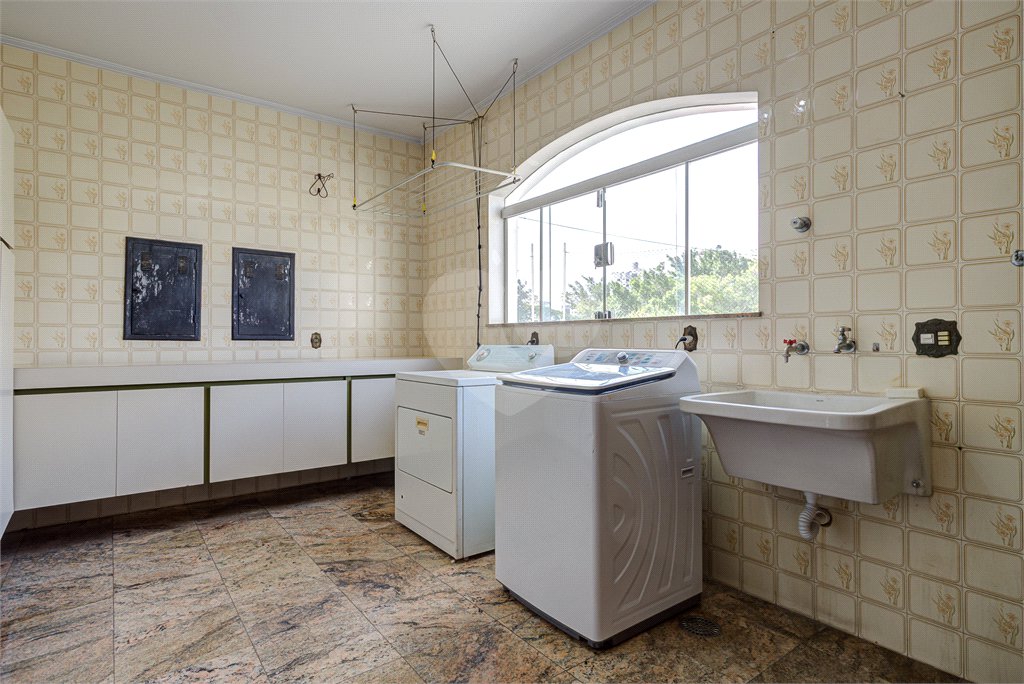Casa à venda com 3 suítes em Morumbi, São Paulo, SP