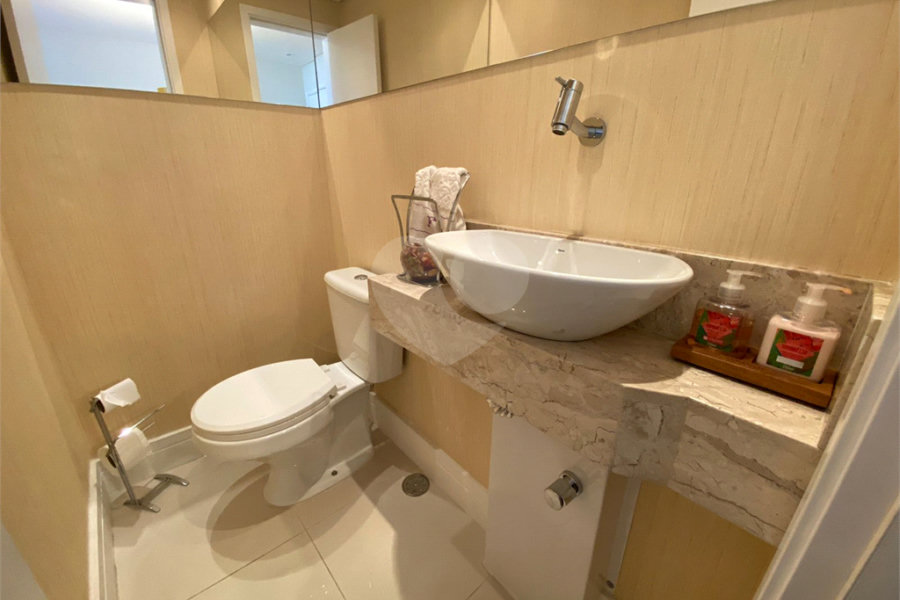 Apartamento à venda com 2 suítes em Parada Inglesa, São Paulo, SP