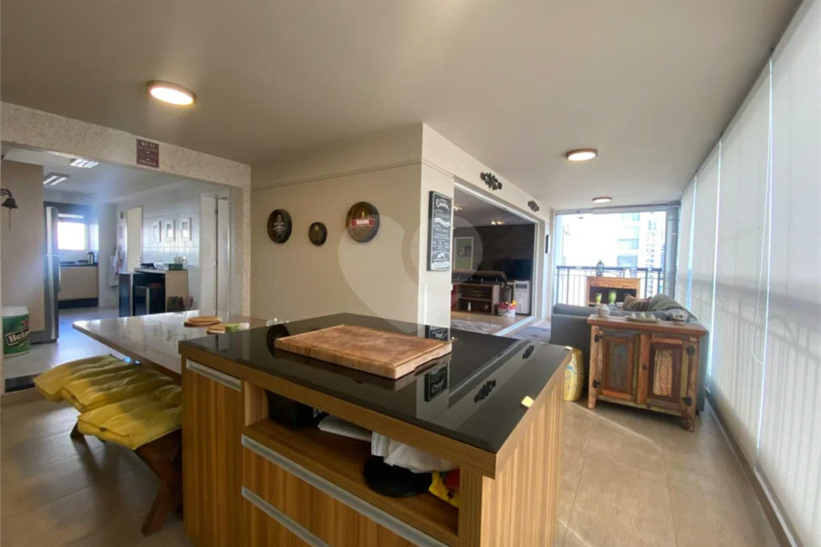 Apartamento à venda com 3 suítes em Tatuapé, São Paulo, SP