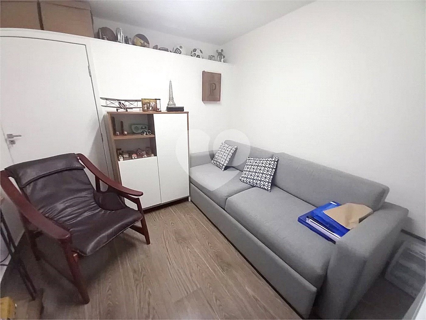 Casa à venda com 4 quartos, sendo 3 suítes,  no condomínio Itatinga 1, São Paulo - SP
