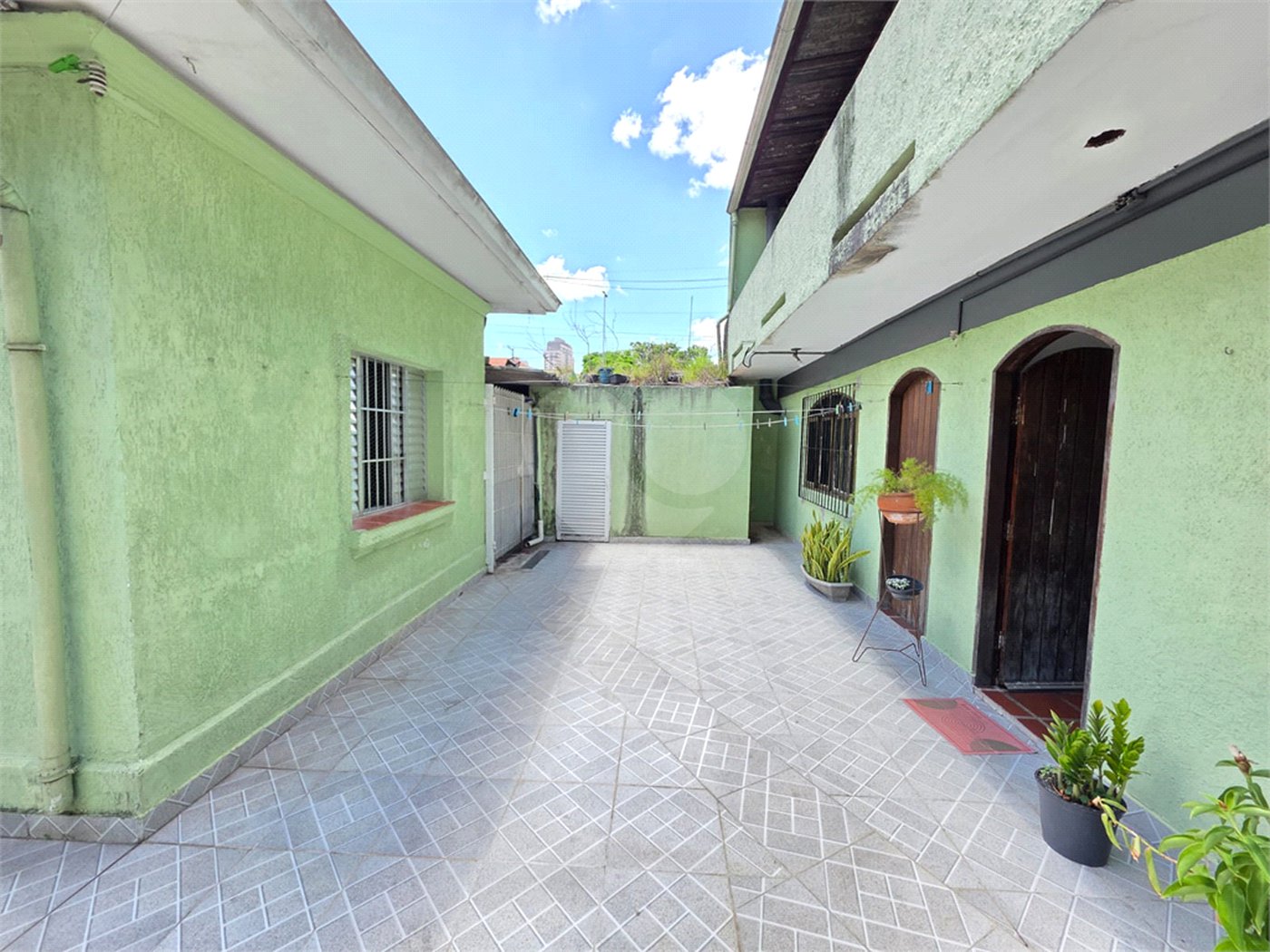 Casa à venda com 3 quartos, sendo 1 suíte,  em Ferreira, São Paulo, SP