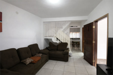 Casa à venda com 2 quartos, sendo 1 suíte, em Jardim Abaeté, Sorocaba, SP