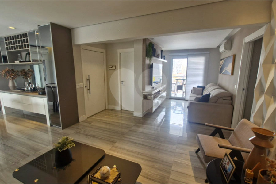 Apartamento à venda com 3 suítes em Santana, São Paulo, SP