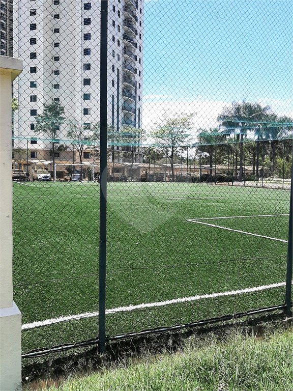 Apartamento à venda com 3 quartos, sendo 1 suíte, em Santo Amaro, São Paulo, SP