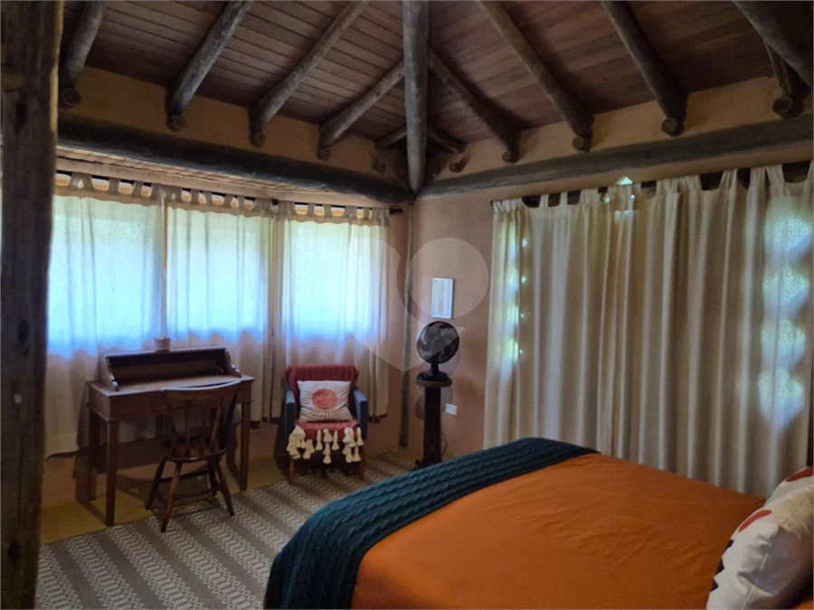 Casa à venda com 2 quartos, sendo 1 suíte, no condomínio Sausalito, Mairiporã - SP