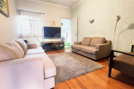 Casa à venda com 3 quartos, sendo 1 suíte, em Lapa, São Paulo, SP