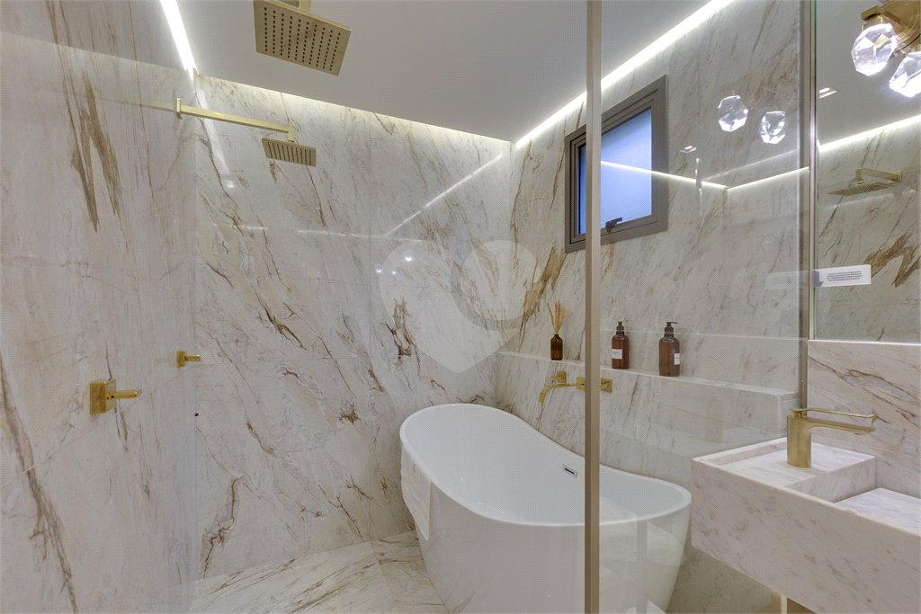 Apartamento à venda com 3 suítes em Brooklin, São Paulo, SP