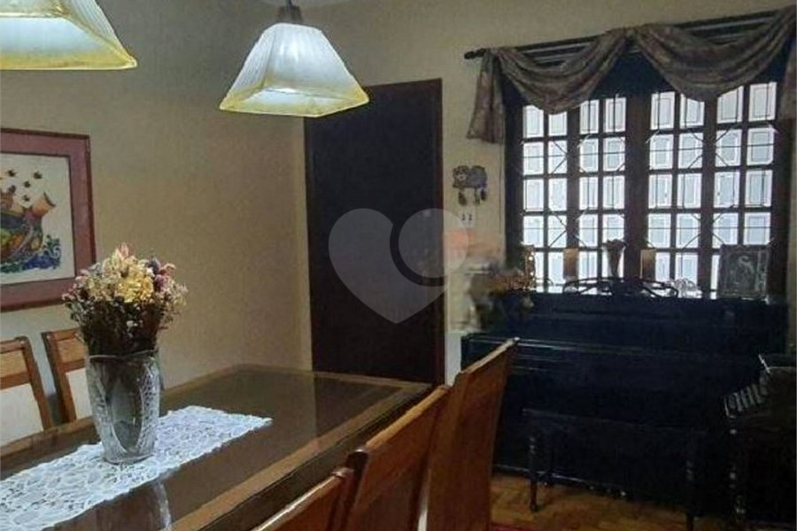 Sobrado à venda com 3 quartos em Tremembé, São Paulo, SP