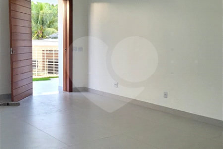 Casa à venda com 2 quartos, sendo 1 suíte, em Orla Norte, Porto Seguro, BA